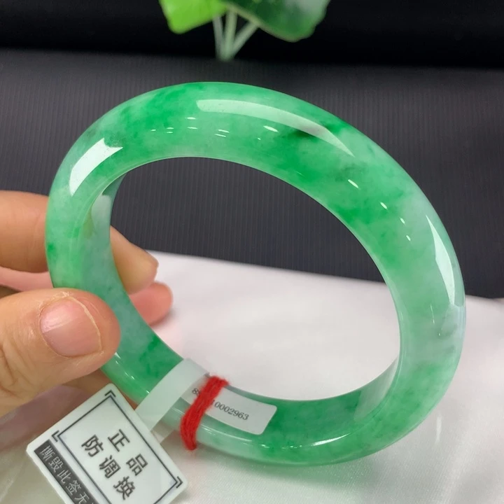 翡翠未镶嵌手镯正圈58-59