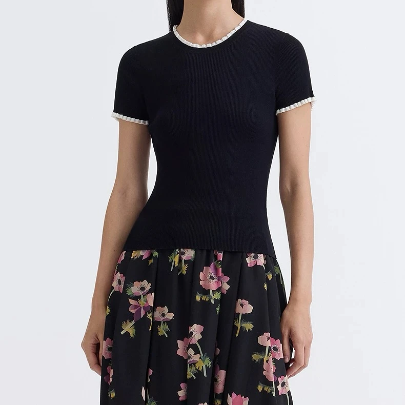 鄂~ 撞色小花边针织短袖 夏季新款修身女装上衣显瘦时尚休闲0077