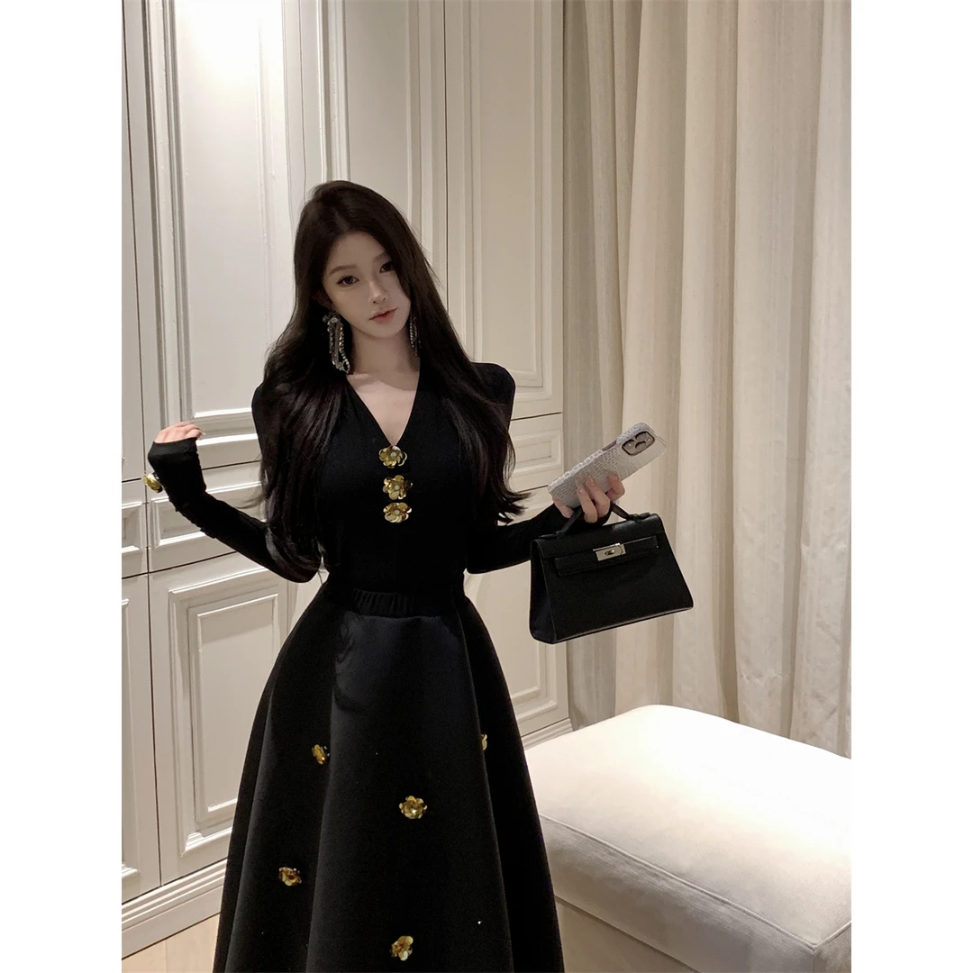 富家千金花朵V领上衣女秋冬法式A字半身裙套装ZC60