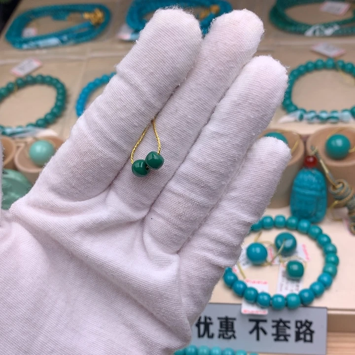 未镶嵌绿松石珠宝奇石
