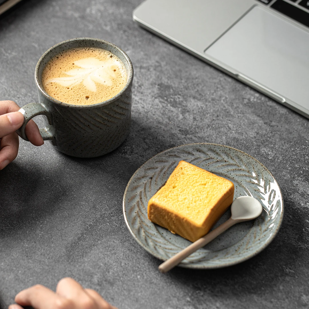 咖啡杯2025新款特别好看的精致高颜值高级感复古陶瓷咖啡杯碟套装