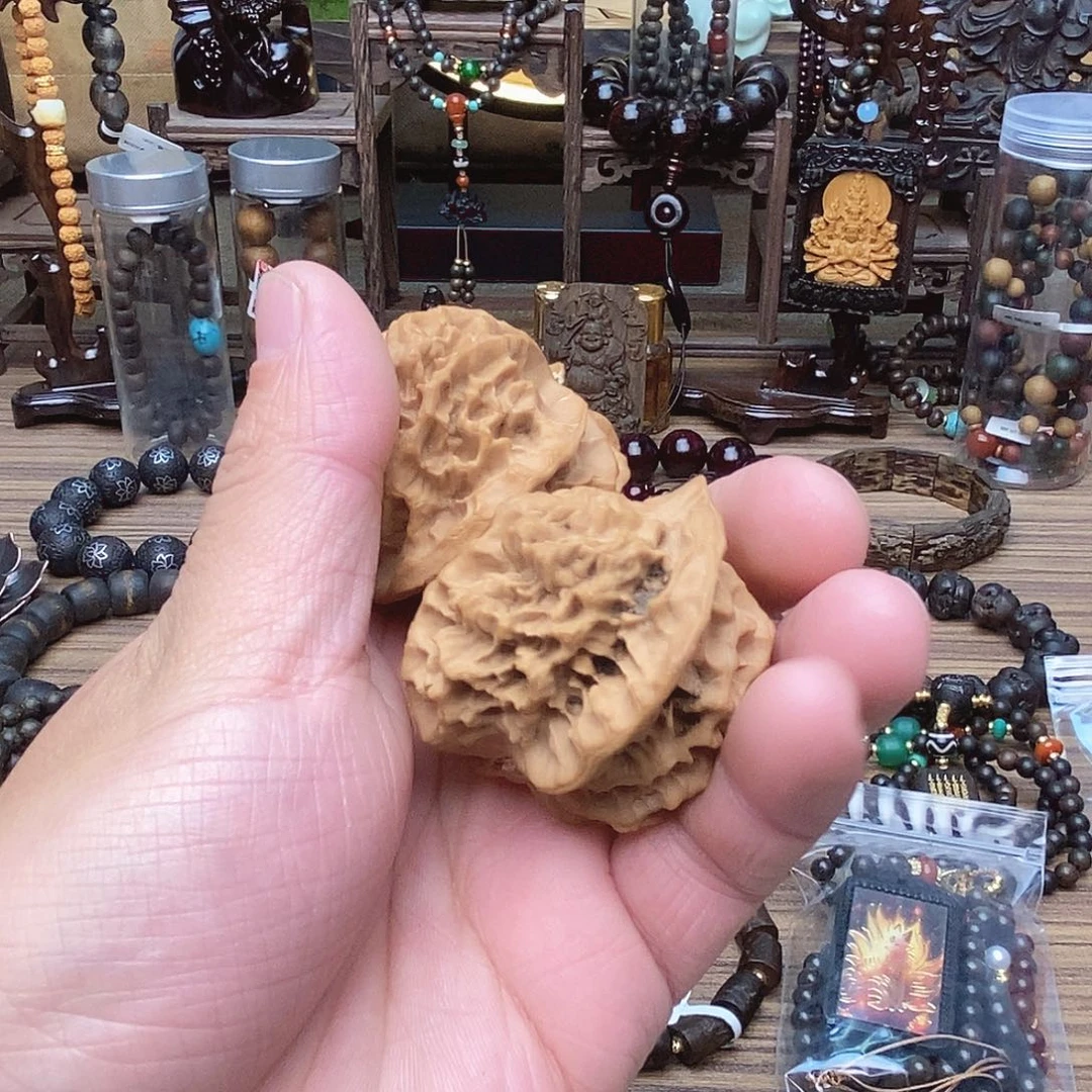 滴血莲花菩提手串