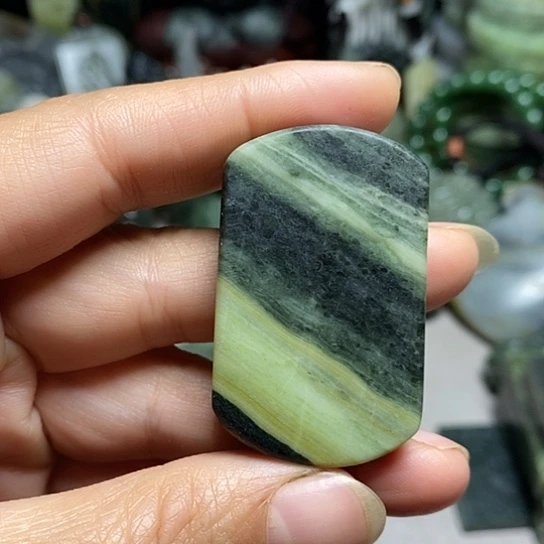 未镶嵌独山玉珠宝半成品