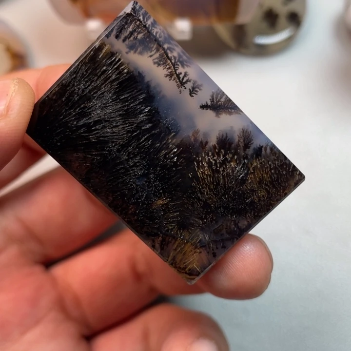 玛瑙/玉髓未镶嵌颈饰苍***丁