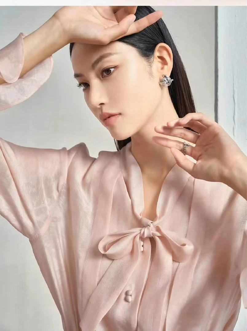 【麦麦女装】内搭毛衣气质长袖轻奢时尚百搭女士春季夏季系带