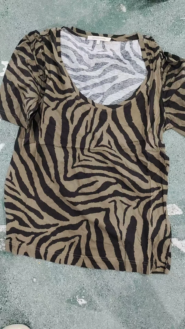 咸菜绿条纹短袖 上衣 均码