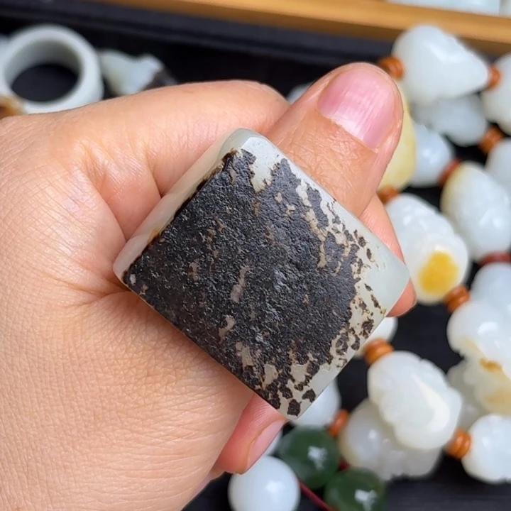 和田玉（白玉）未镶嵌颈饰