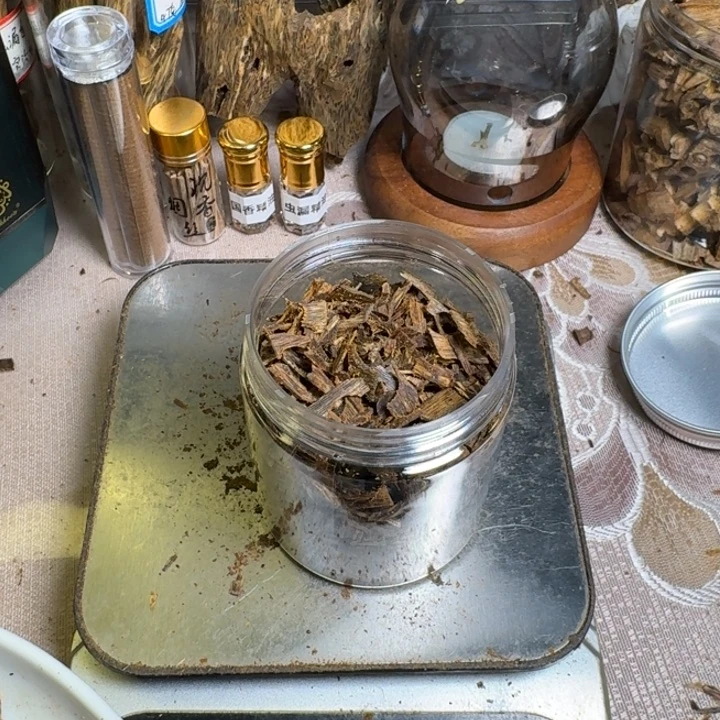楠木绿香乌身沉水原材料 51