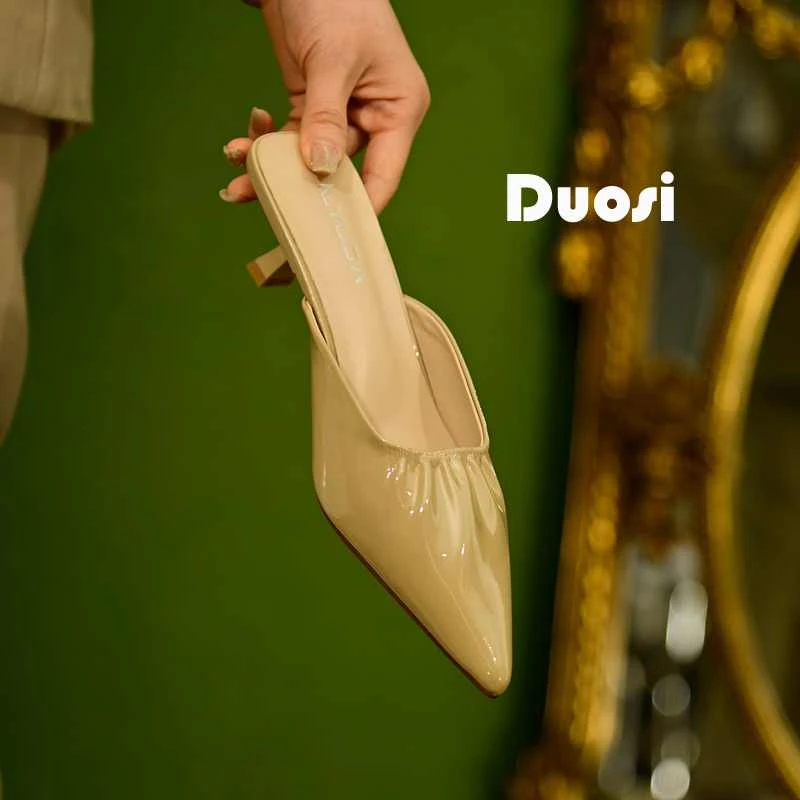 【DUOSI】4.5cm时尚外穿包头拖鞋女细跟小高跟鞋气质穆勒鞋25027