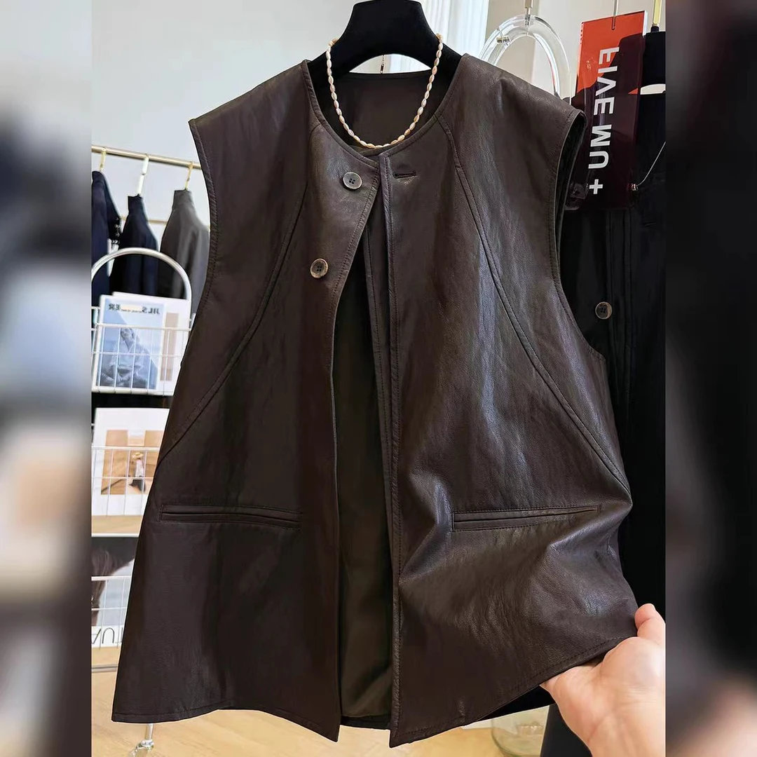 2025新款高级感独特别致设计感圆领无袖皮马甲女秋季叠穿背心外套