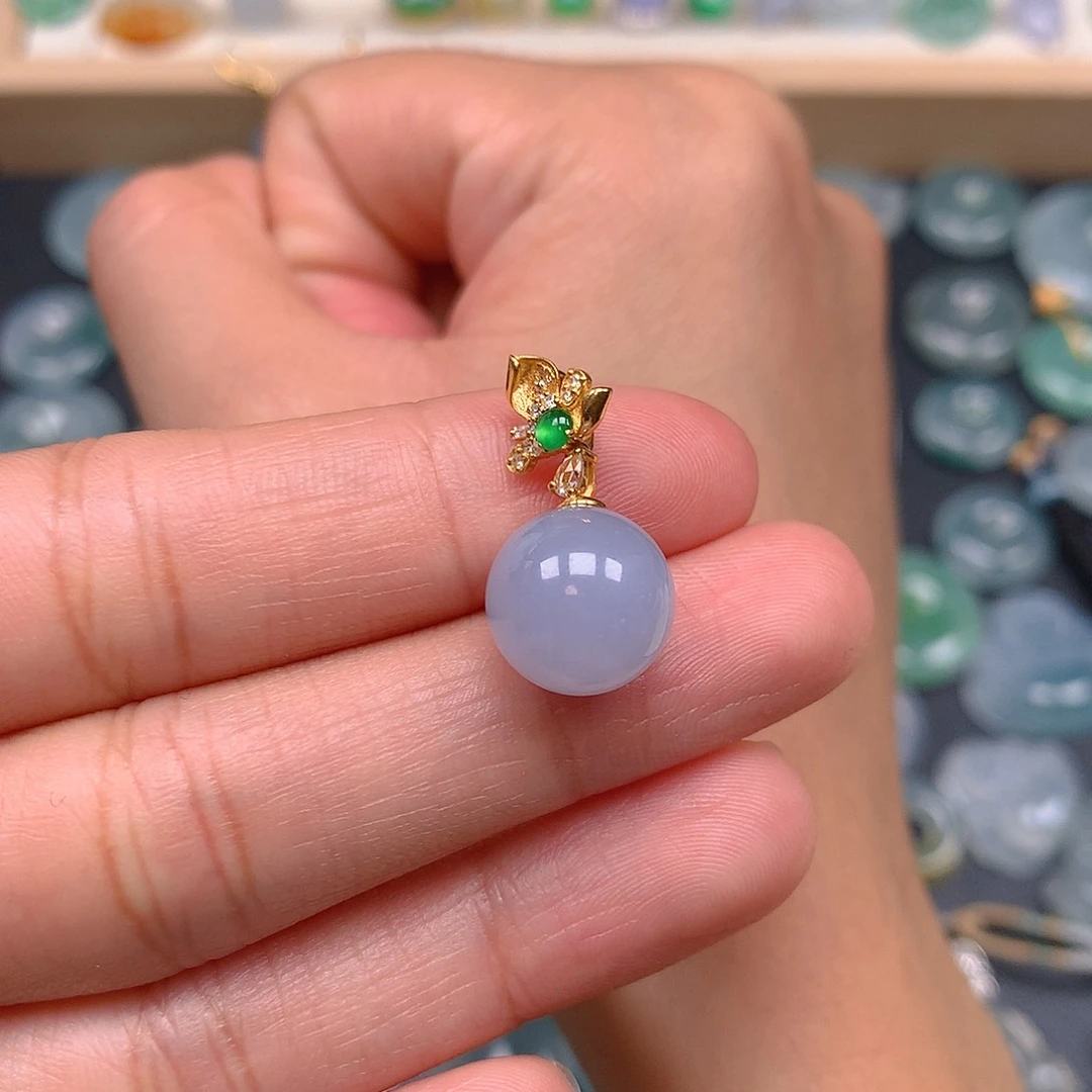 吊坠(赠链)18K金镶嵌翡翠