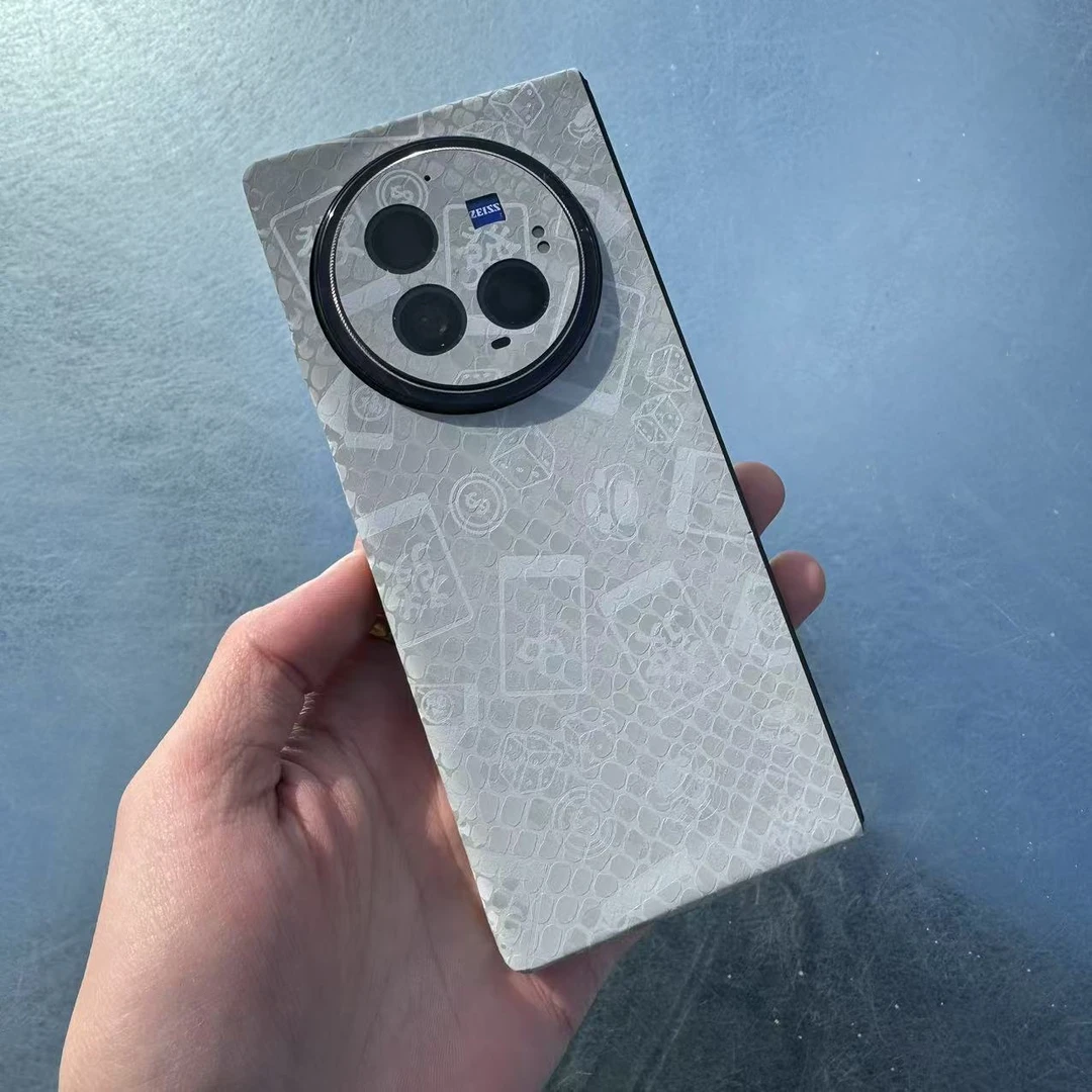 【vivoXFold3pro/XFold3】全包手机背膜3M底胶素皮材质防滑全包膜