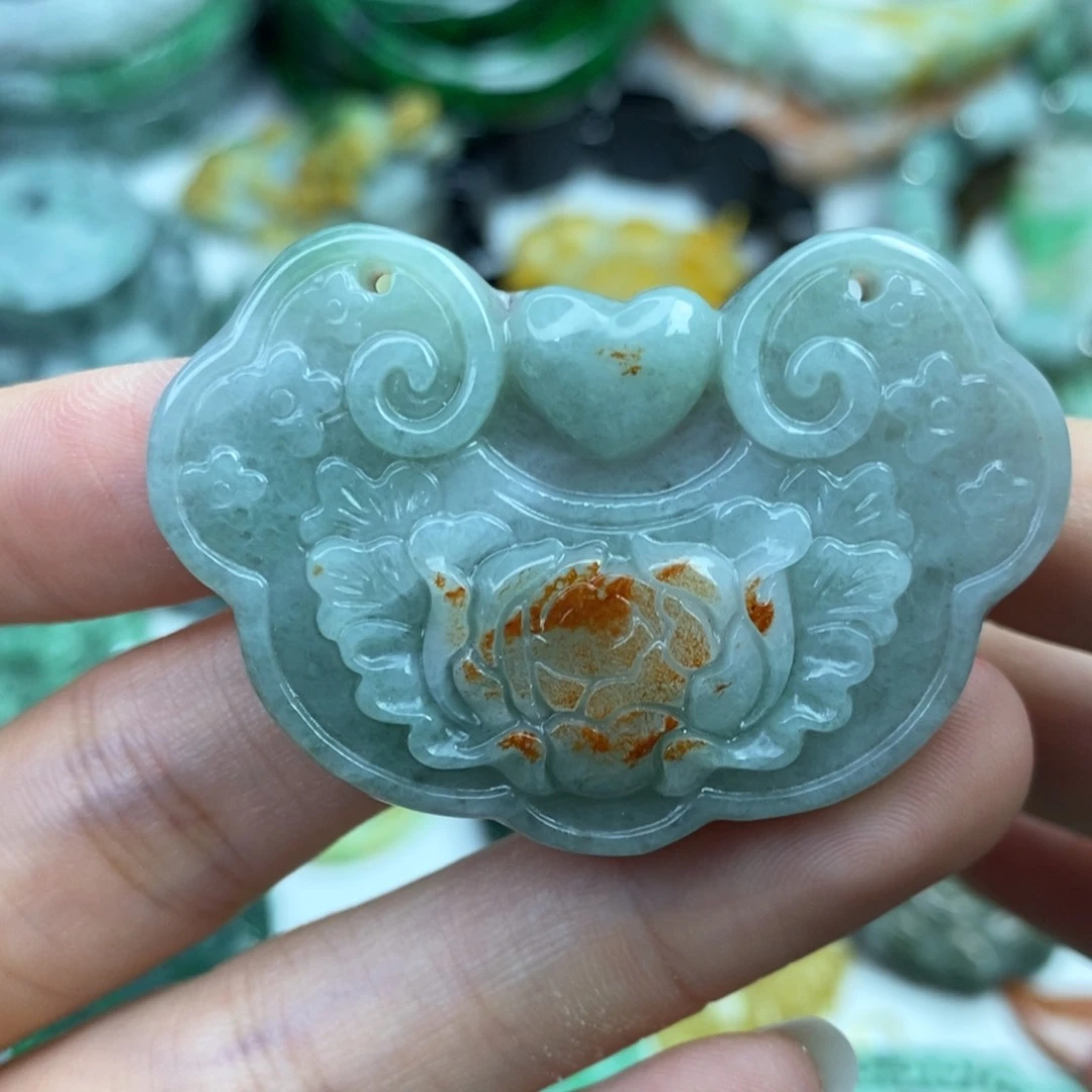 颈饰未镶嵌翡翠吊坠