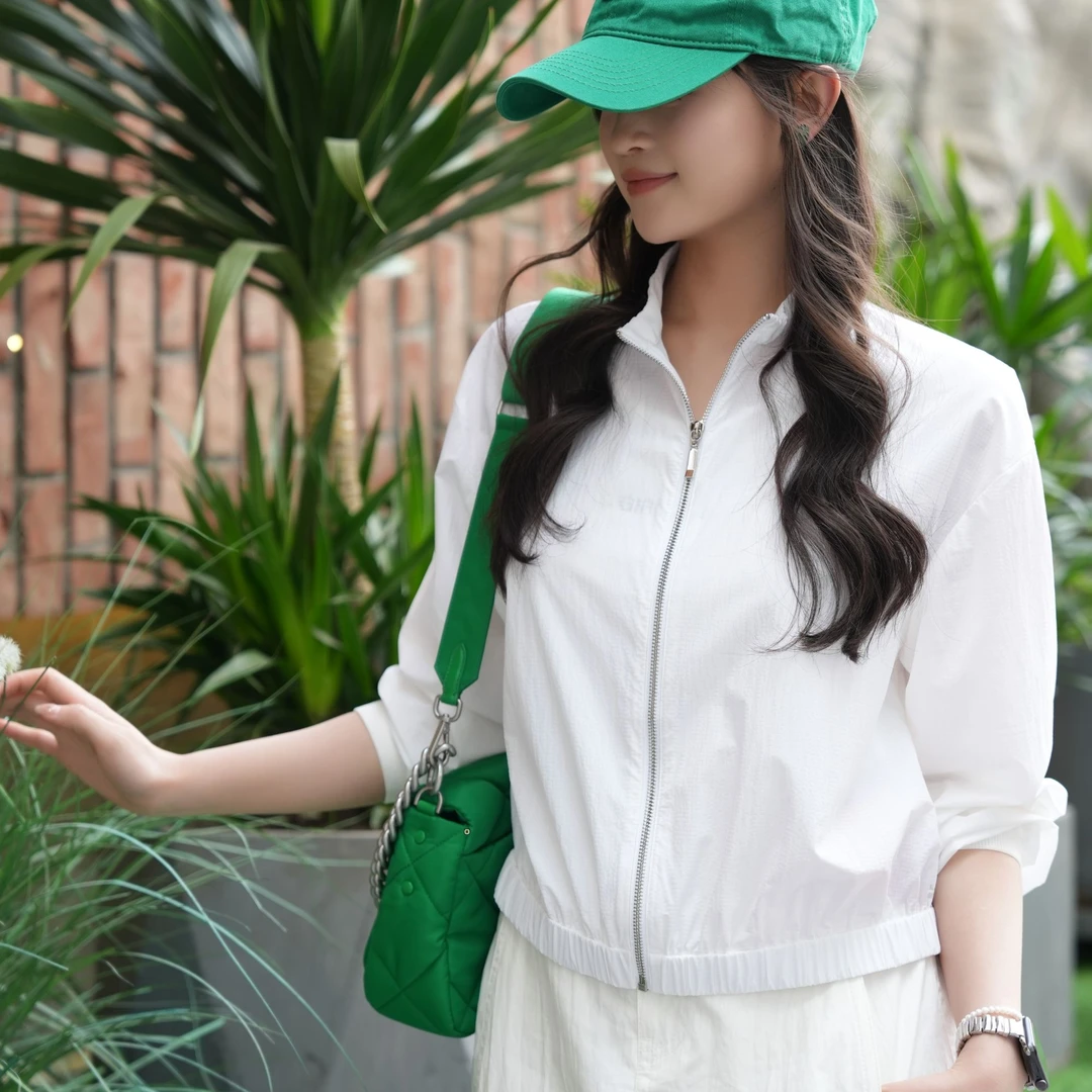 GIRDEAR/哥弟新款简约舒适立领松紧边拉链防晒百搭休闲外套140024