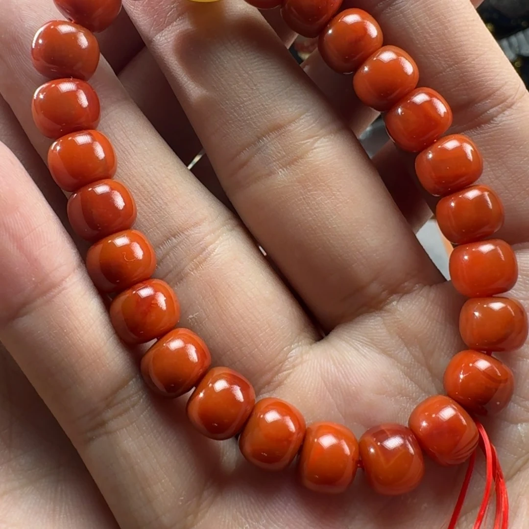 南红玛瑙柿子红老型手串9mn,有纹有双色未镶嵌