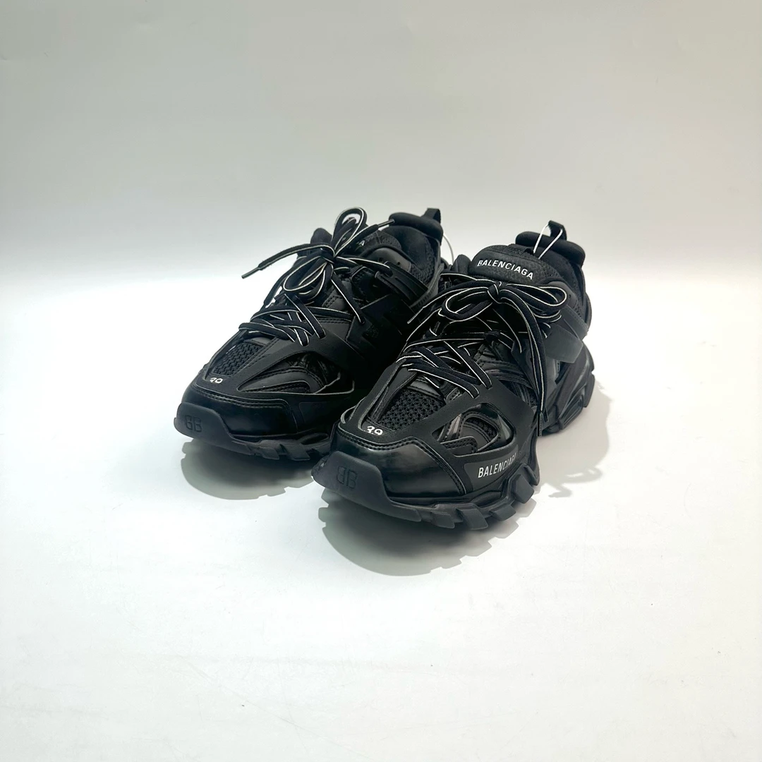 99新 Balenciaga/巴黎世家 39码 纯黑Track1.0老爹鞋 SY0379