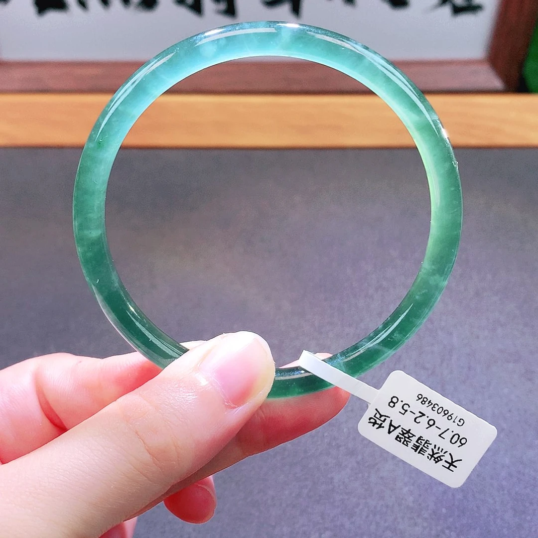 翡翠未镶嵌手镯天然翡翠