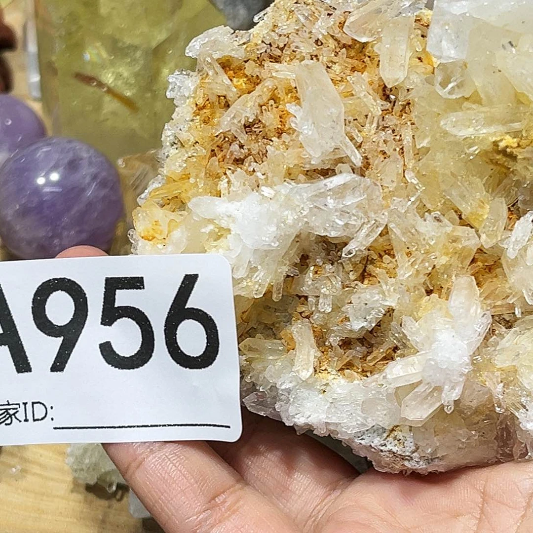 未镶嵌珠宝半成品水晶静*拍两单发一个微瑕