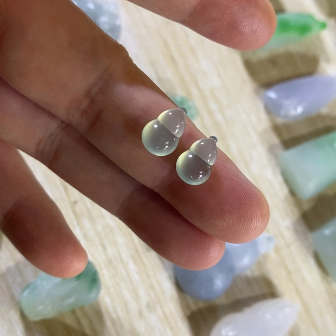 翡翠未镶嵌颈饰翡翠葫芦