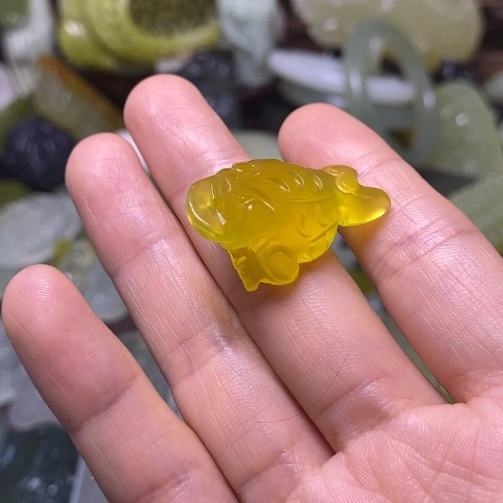 岫玉未镶嵌岫玉挂件