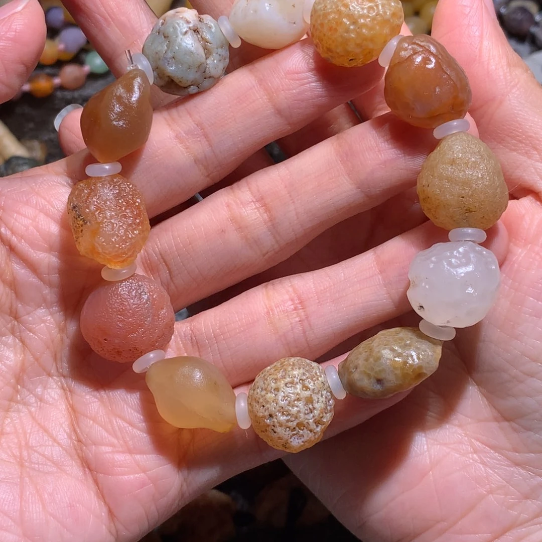 未镶嵌颈饰玛瑙/玉髓