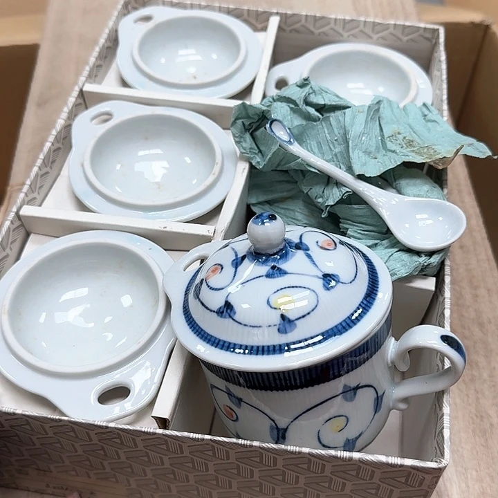 瓷片噗哈哈哈哈哈哈哈哈哈我