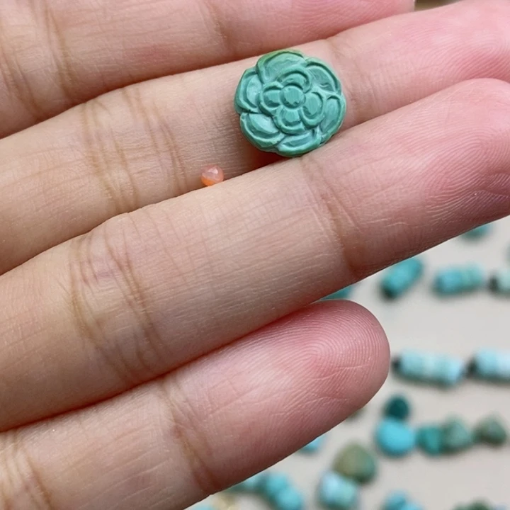 南红玛瑙未镶嵌珠宝奇石