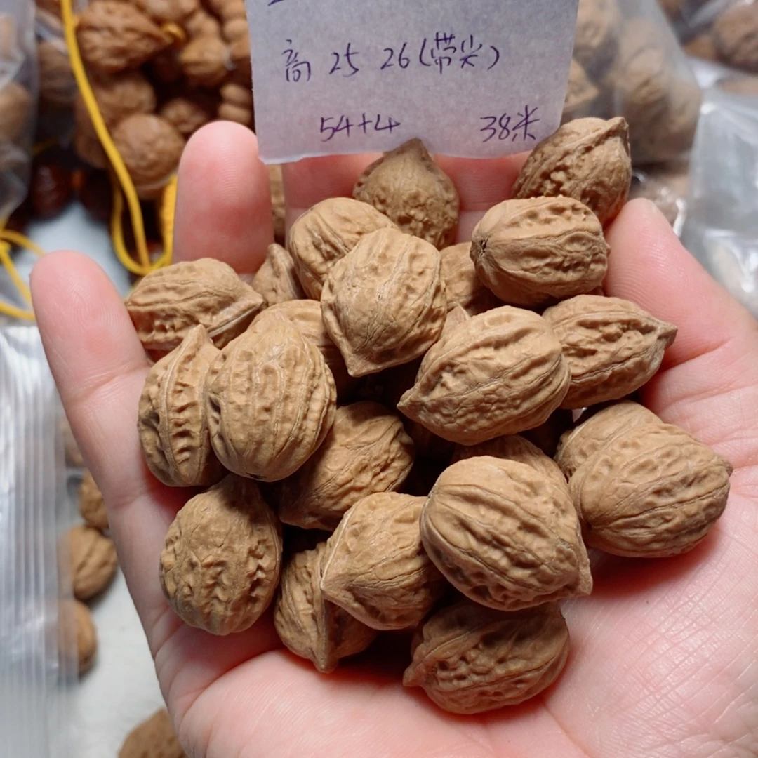 文玩核桃吊坠金枕脖挂 打底个别黄底，不退换