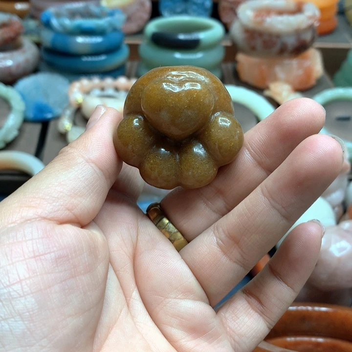 石英质玉（黄龙玉）合金颈饰