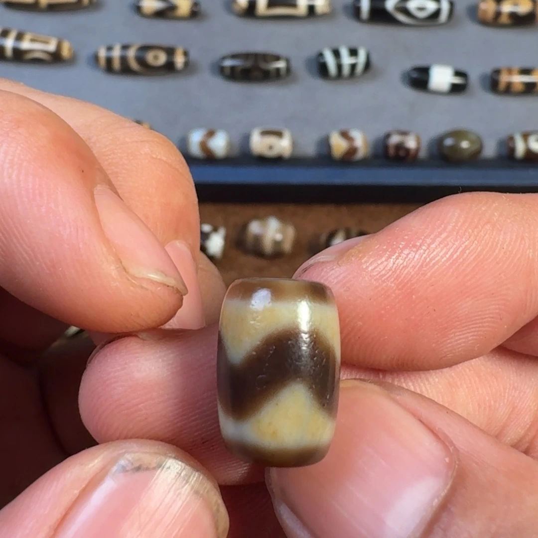 玛瑙/玉髓未镶嵌珠宝奇石