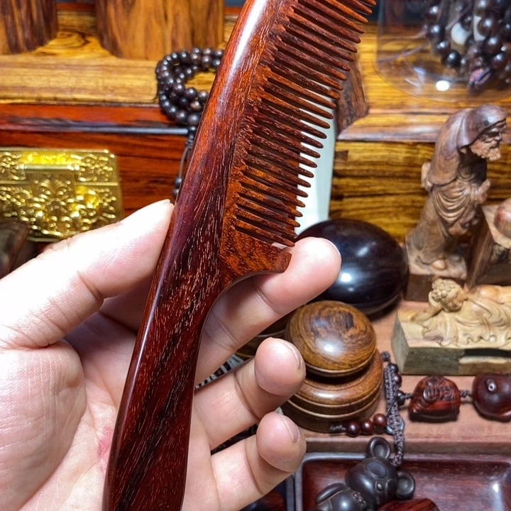 檀香紫檀（小叶紫檀）梳子