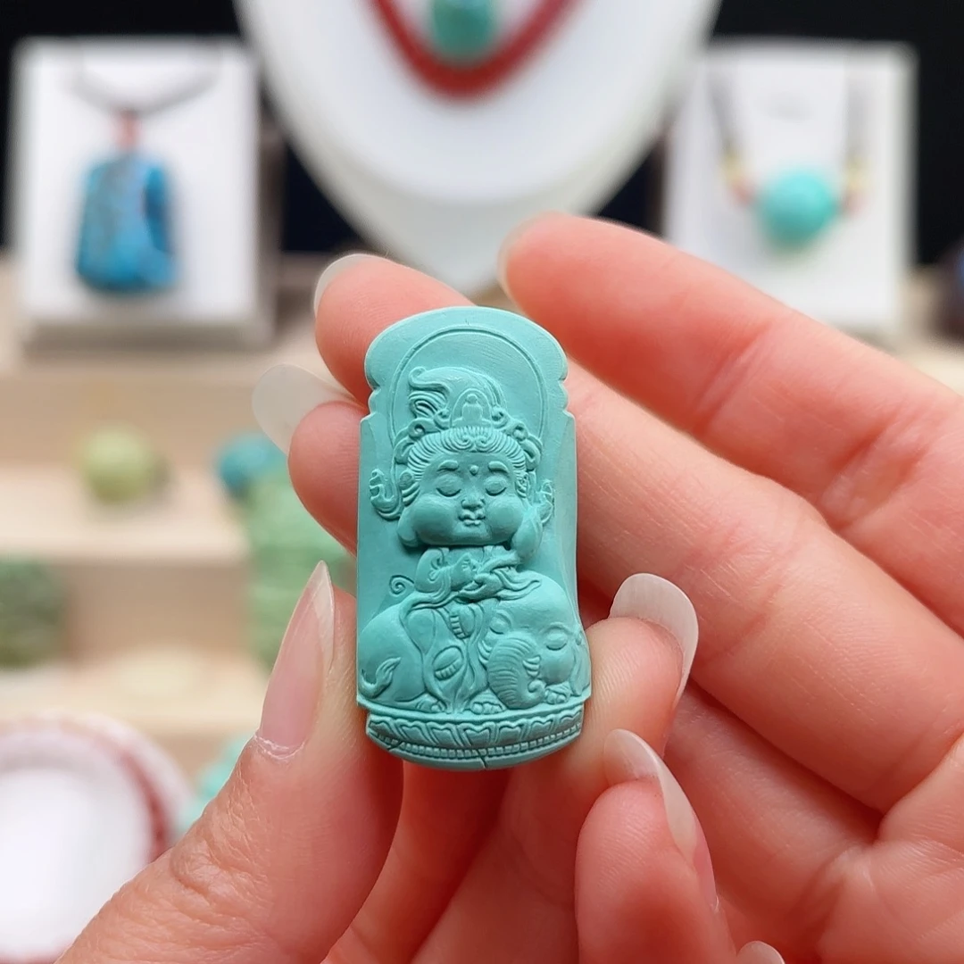 绿松石配饰未镶嵌