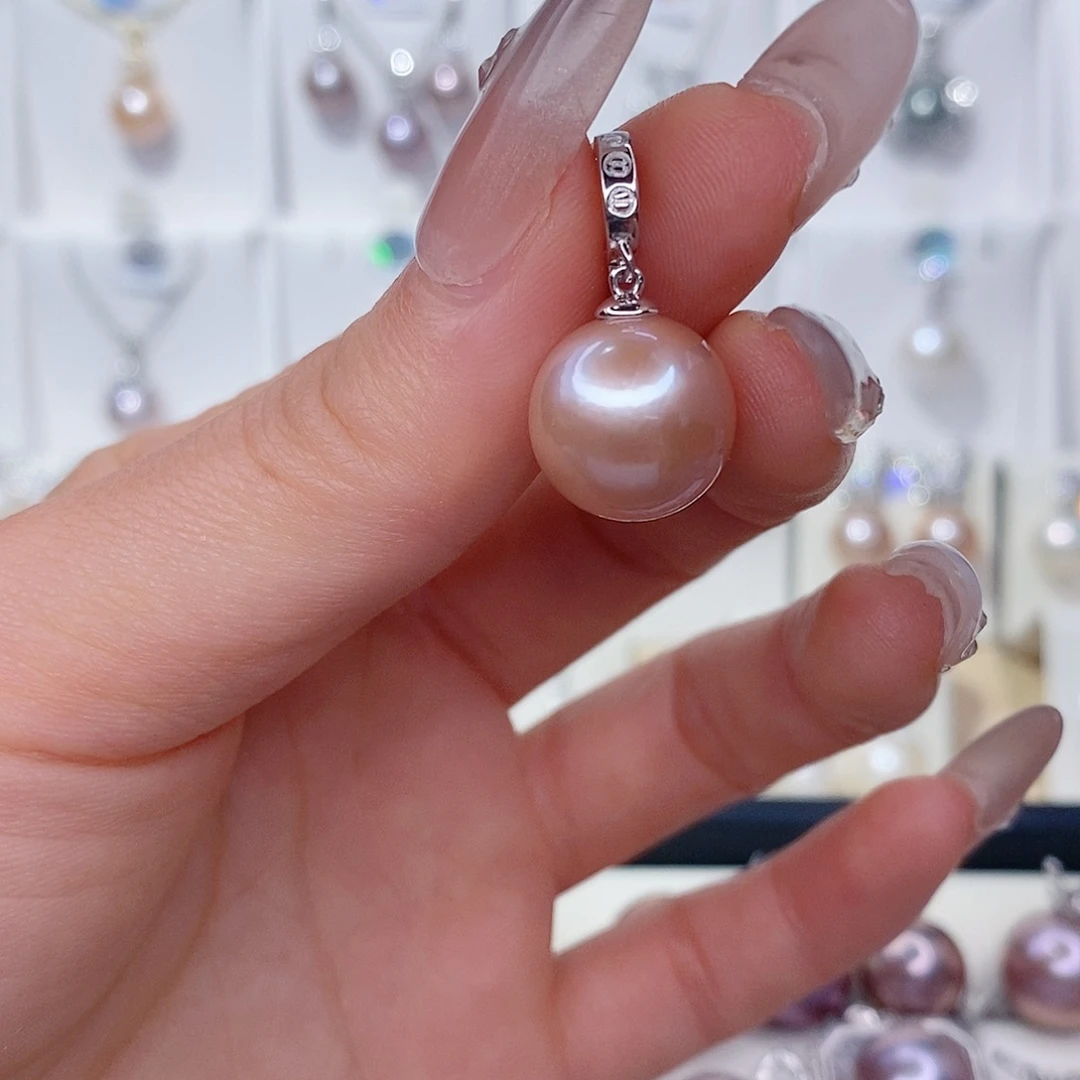 银S925镶嵌吊坠(赠链)淡水珍珠