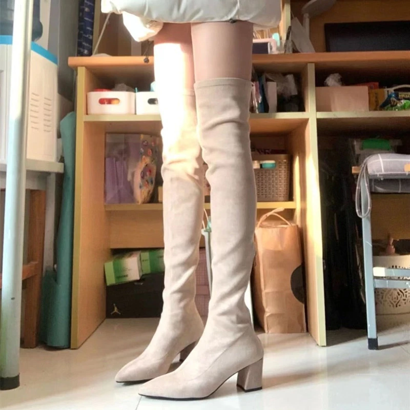 【万达撤柜】尖头高跟长靴女2023年新款秋冬杏色绒面弹力瘦瘦靴过