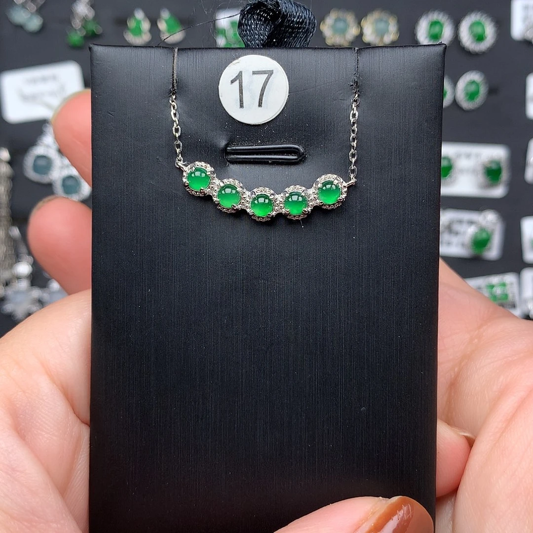 ᥫ****翡翠银S925镶嵌颈饰