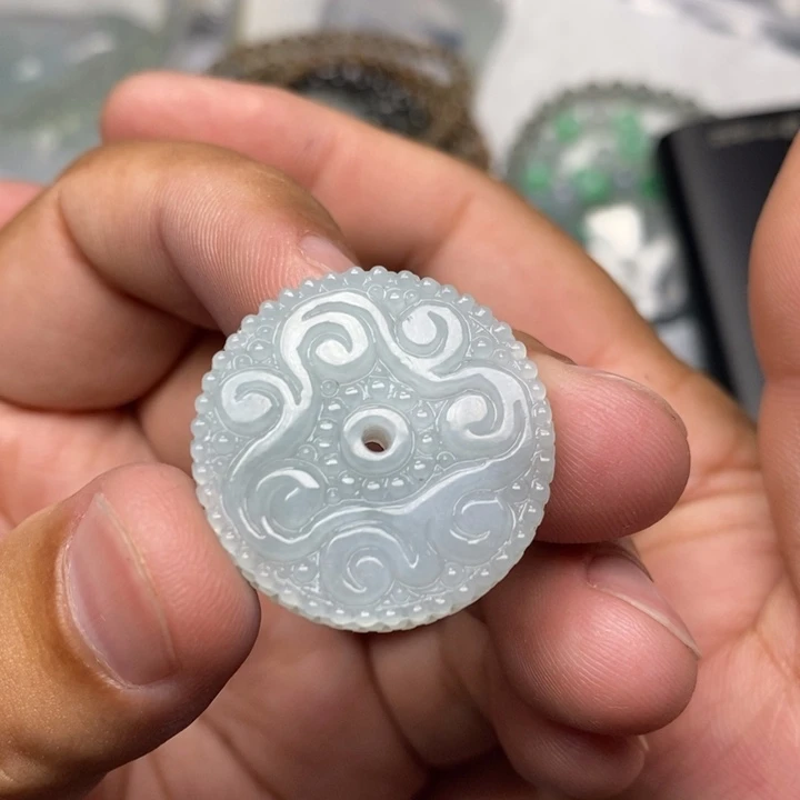 定制翡翠未镶嵌毛货需要抛光请慎拍