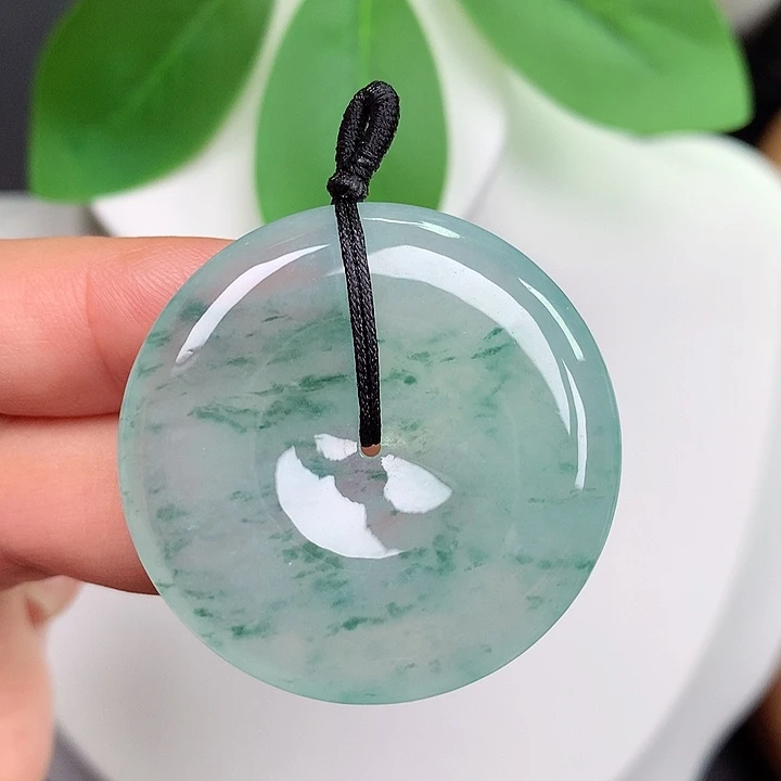 翡翠未镶嵌颈饰平安扣 36x6.1mm