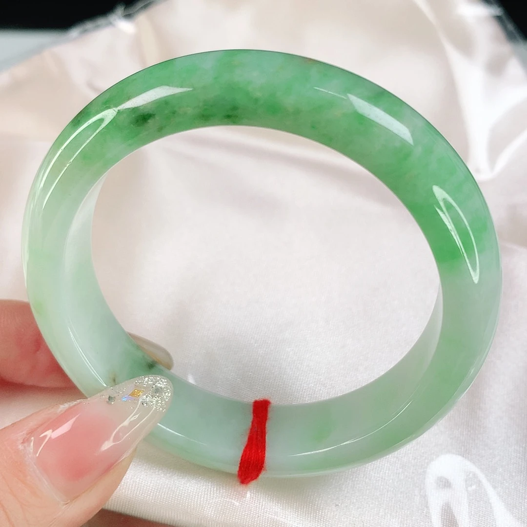 翡翠手镯未镶嵌4677翡翠