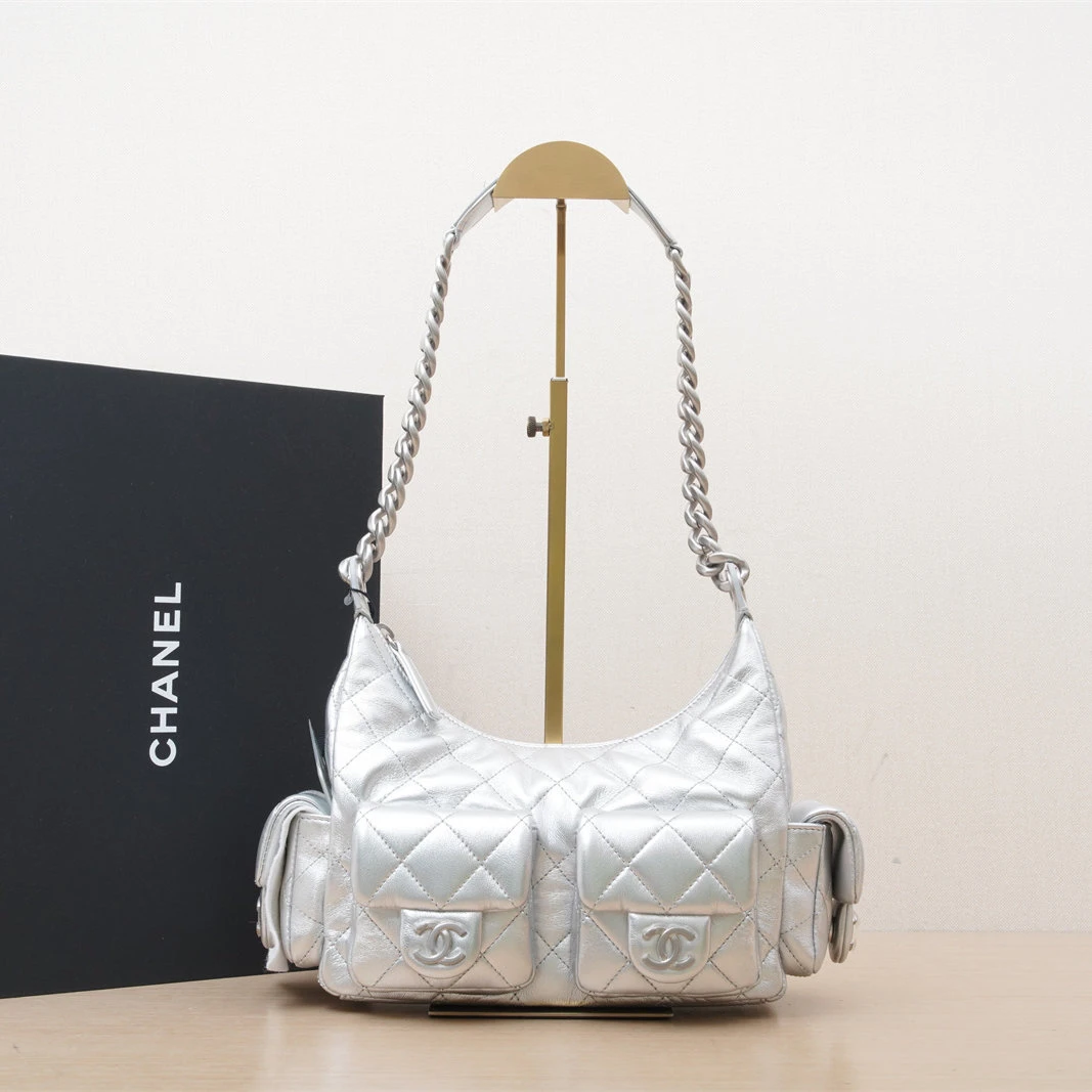 99新 Chanel/香奈儿 【黑黑】25C hobo 双口袋 腋下包 银色