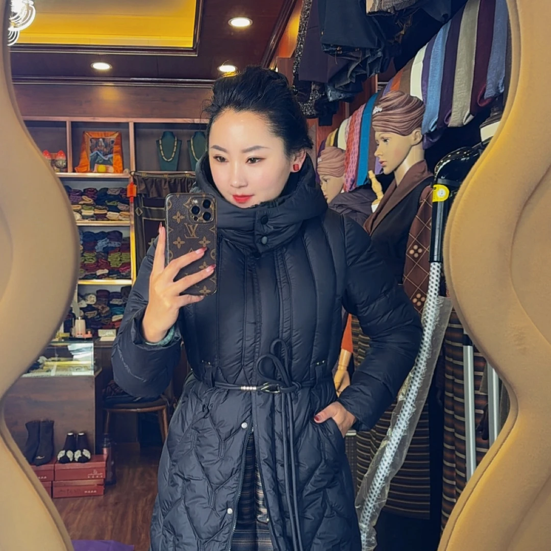 冬季最新款外套修身版外套，百搭加厚收腰时尚女款