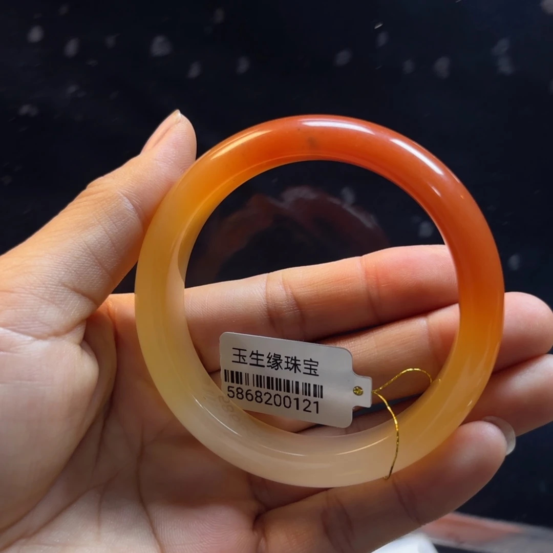 1***1未镶嵌石英质玉（黄龙玉）手镯