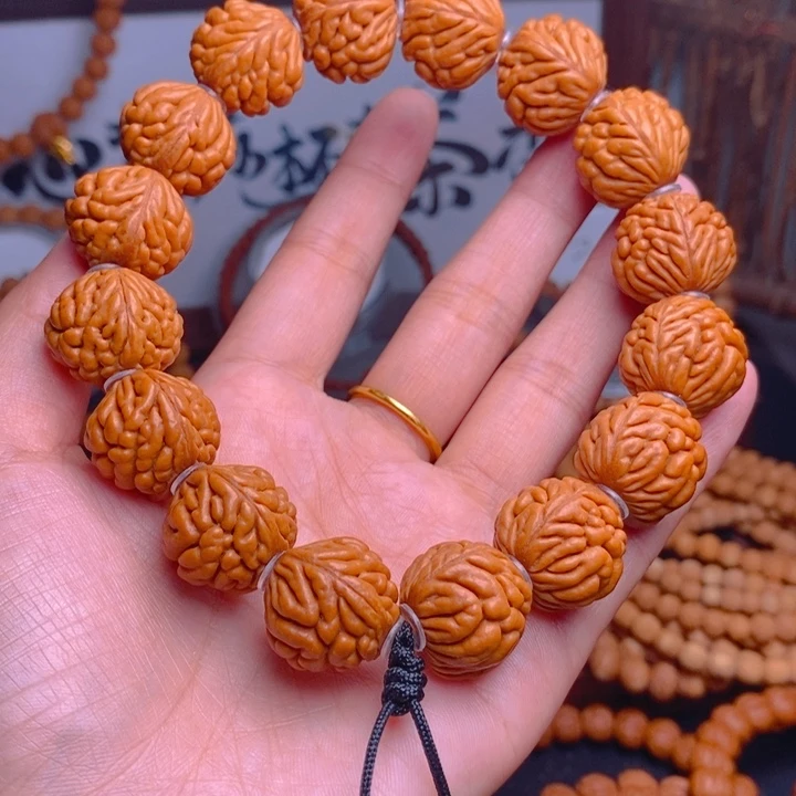 手串桃核龙纹桃核