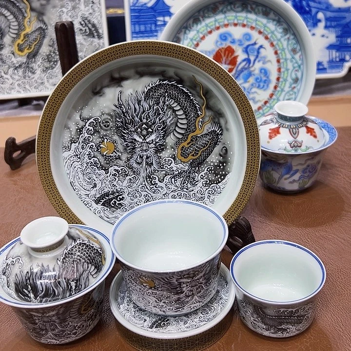 摆件景德镇陶瓷学院副院长兼美术学院院长