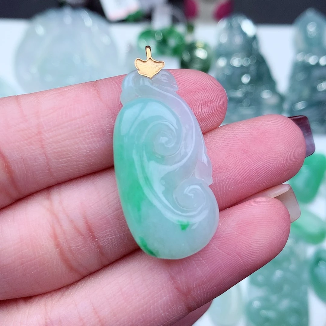 翡翠吊坠(不含链)18K金镶嵌