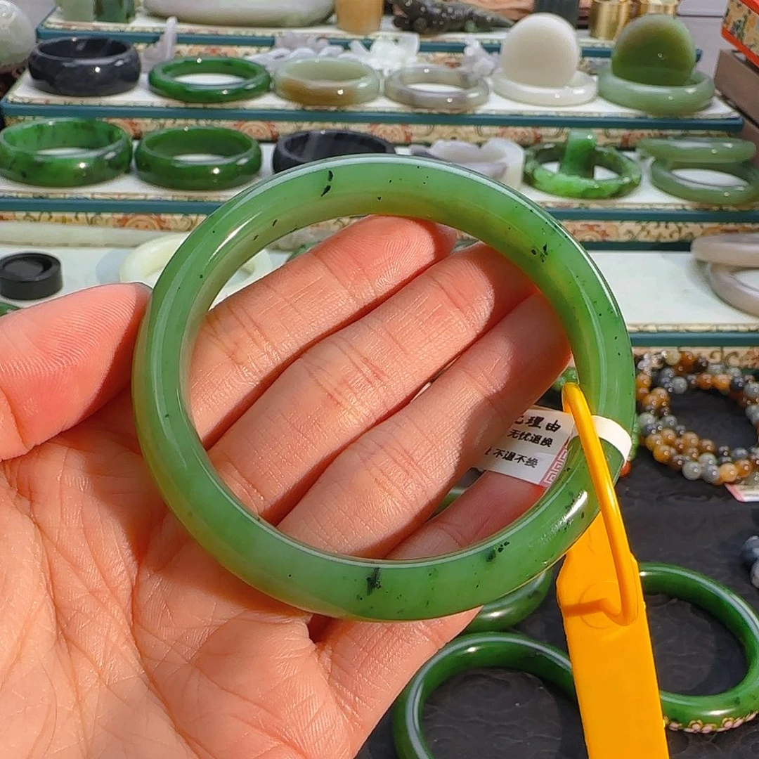 未镶嵌手镯和田玉碧玉手镯