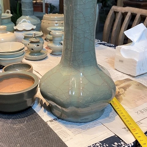 瓶滴***足龙泉青瓷龙象的造型艺术第二