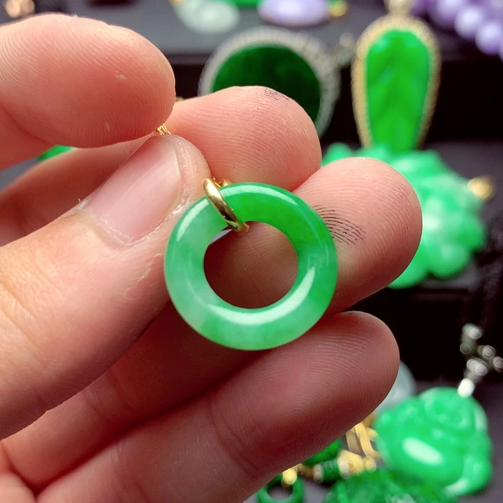 翡翠未镶嵌吊坠(不含链)