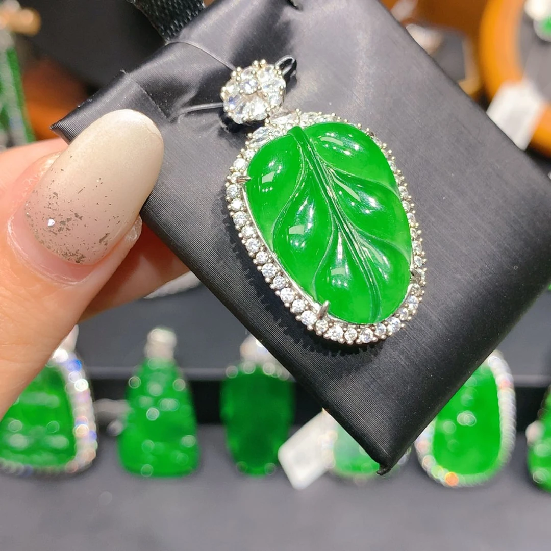 【闪购商品】颈饰银S925镶嵌翡翠71柒姐