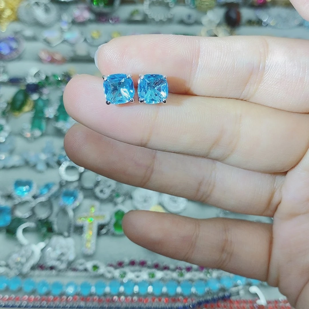 【闪购商品】银S925镶嵌耳饰托帕石