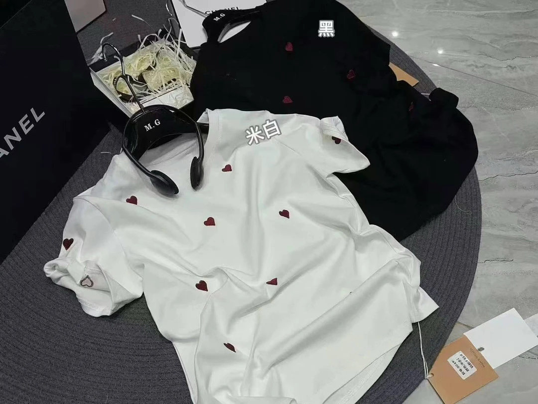 【海派甜心】趣味刺绣短袖T恤女夏季正肩修身百搭上衣